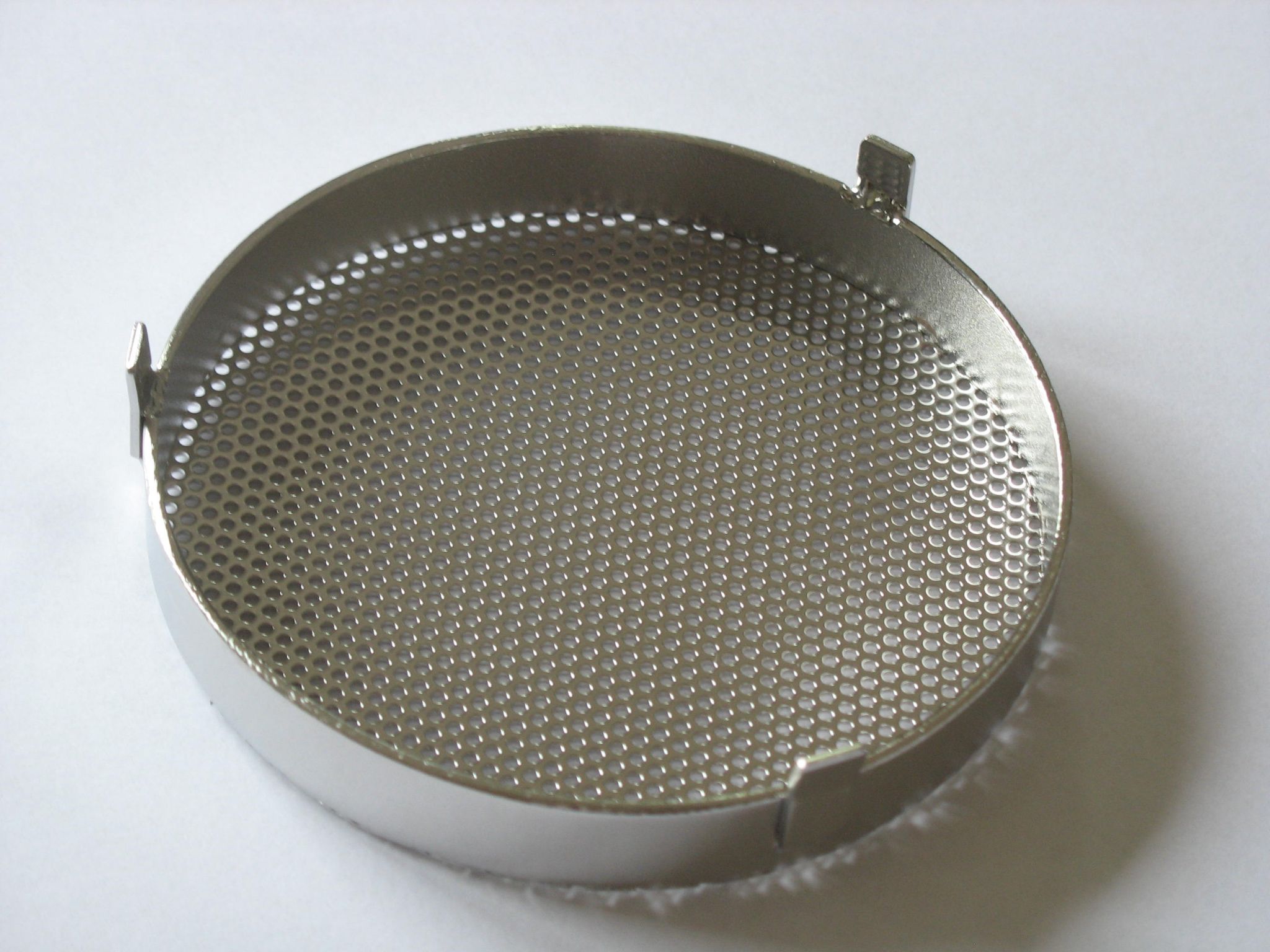 Panier inox en tôle perforée