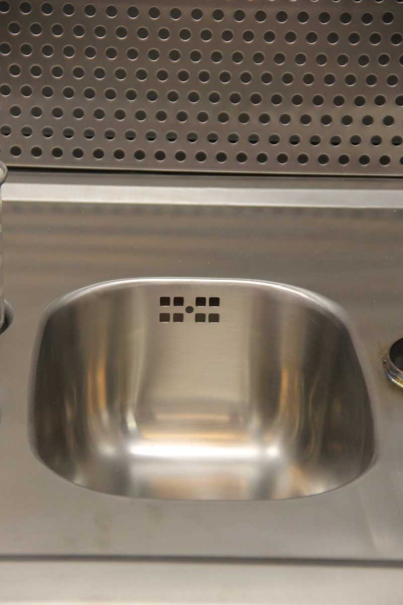 Evier inox laboratoire